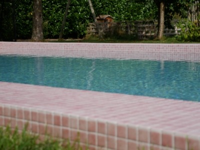 pink pool, blue water